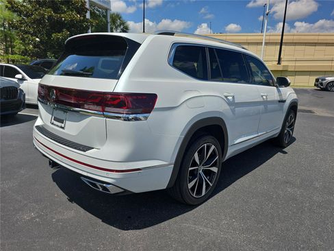 Used 2024 Volkswagen Atlas SEL Premium R-Line AWD/4WD image 3
