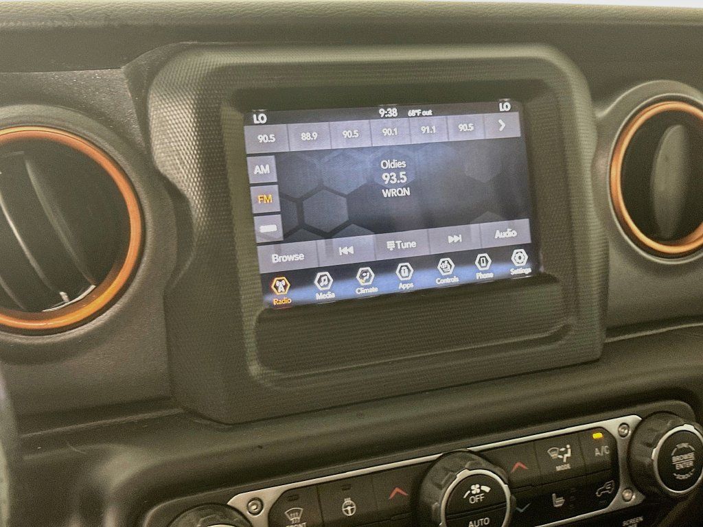 Used 2021 Jeep Gladiator Mojave w/ Cold Weather Group AWD/4WD image 20