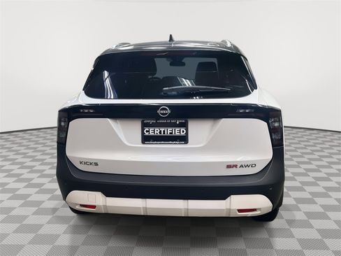 Certified 2025 Nissan Kicks SR w/ SR Premium Package image 4