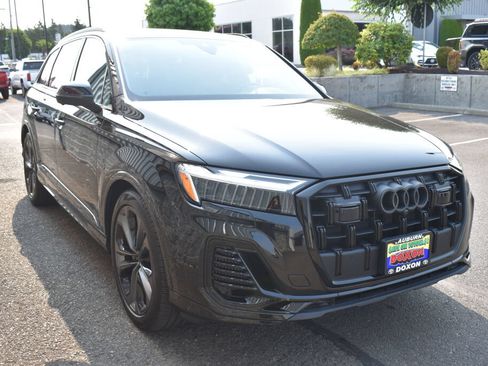Used 2026 Audi Q7 3.0T Premium Plus w/ Premium Plus Package AWD/4WD image 4