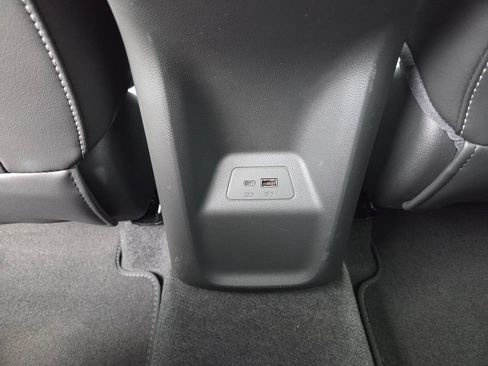 Used 2025 Buick Envision Preferred AWD/4WD image 15
