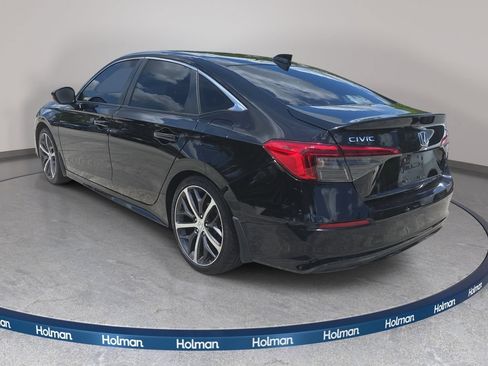 Used 2022 Honda Civic Touring image 6
