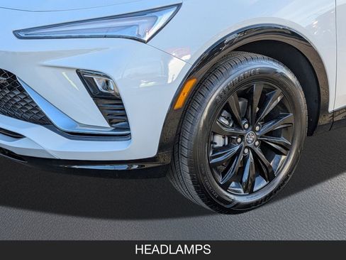 Used 2024 Buick Envista Sport Touring w/ Advanced Safety Package image 11