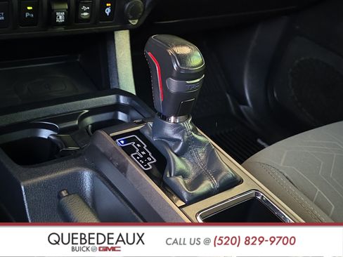 Used 2019 Toyota Tacoma TRD Off-Road w/ Technology Package AWD/4WD image 22
