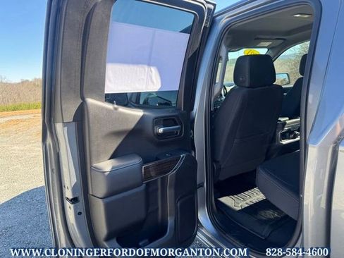Used 2021 GMC Sierra 1500 Elevation w/ Preferred Package image 16