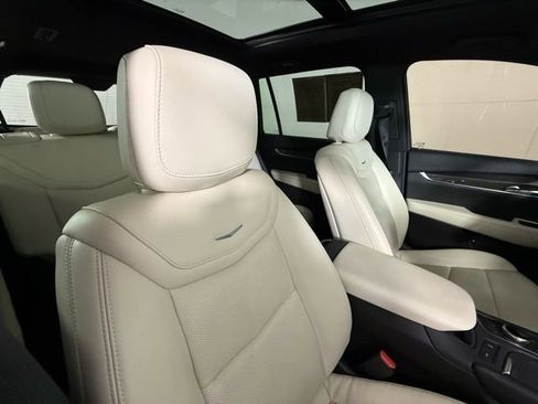 Certified 2023 Cadillac XT6 Sport w/ Technology Package image 35