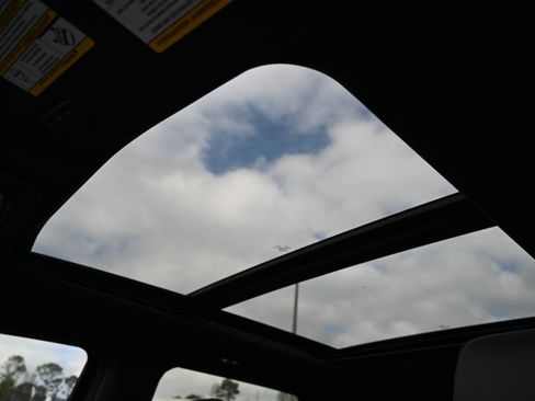 Used 2025 Ford F150 Raptor w/ Equipment Group 803A Raptor R image 6