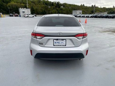 Certified 2024 Toyota Corolla LE image 8