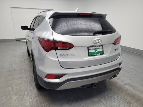 Used 2018 Hyundai Santa Fe Sport image 6