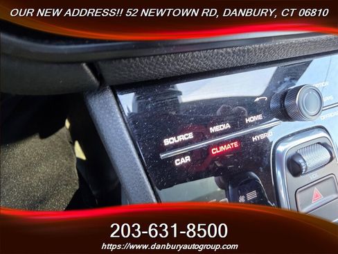 Used 2020 Porsche Cayenne E-Hybrid image 18