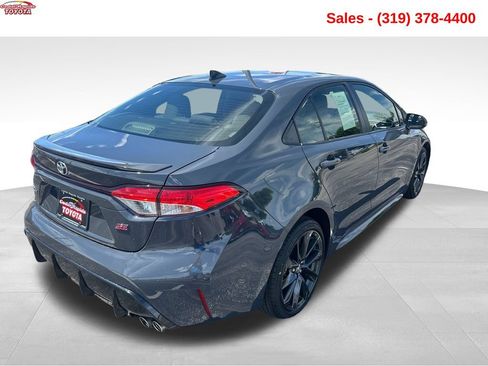Used 2023 Toyota Corolla SE FWD image 5