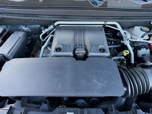 Used 2023 Chevrolet Colorado LT w/ LT Convenience Package II AWD/4WD image 28