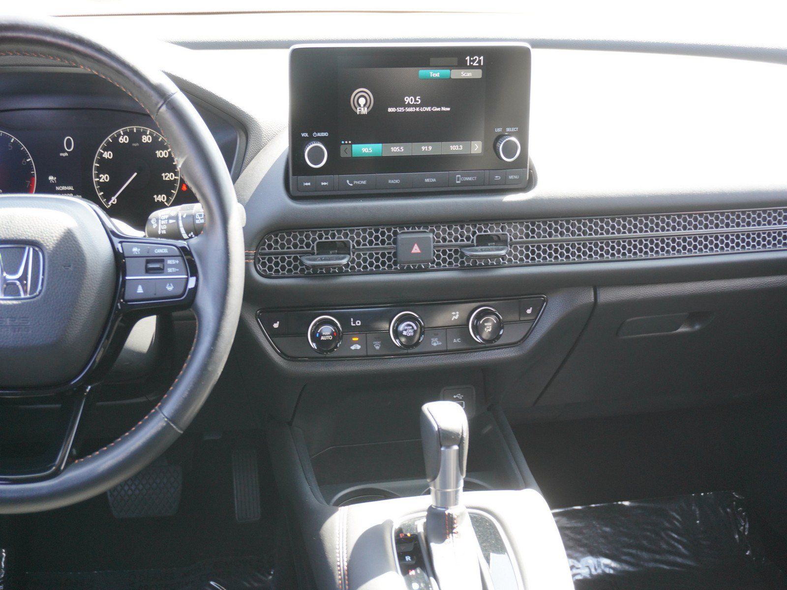 Used 2025 Honda HR-V Sport image 15