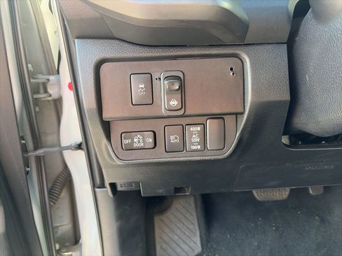 Used 2021 Toyota Tacoma TRD Off-Road image 15