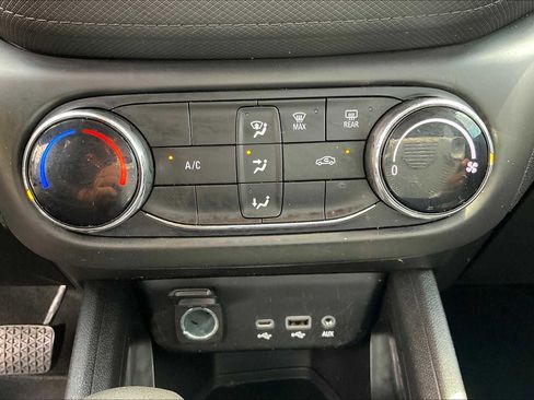 Certified 2021 Chevrolet TrailBlazer LS image 30