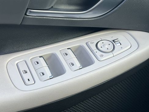 Used 2023 Hyundai Sonata SEL image 13