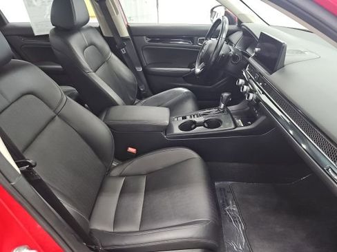 Used 2022 Honda Civic Touring image 12