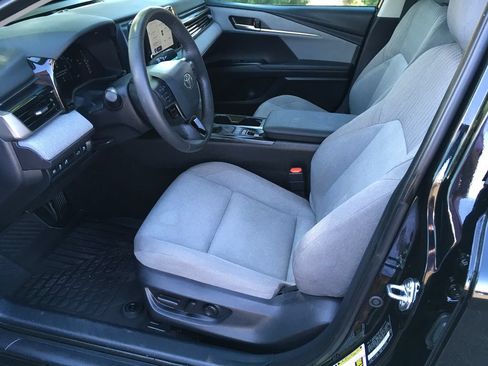 Used 2025 Toyota Camry LE w/ Convenience Package AWD/4WD image 21