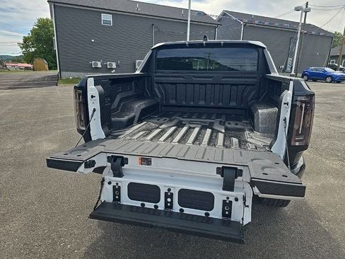 New 2025 GMC Hummer EV 3X image 6