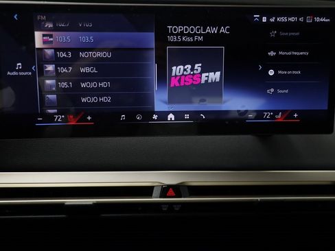 New 2026 BMW iX xDrive45 image 9