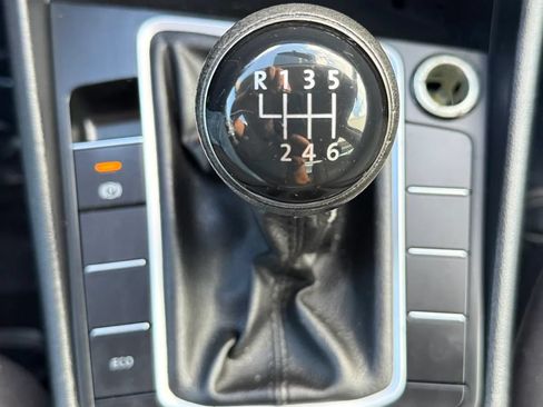 Used 2020 Volkswagen Jetta S FWD image 19
