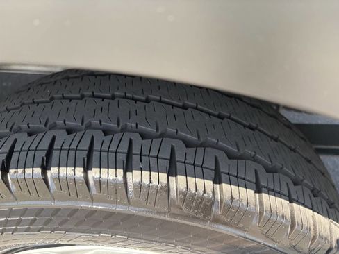 Used 2026 Ford Transit 350 XLT image 9