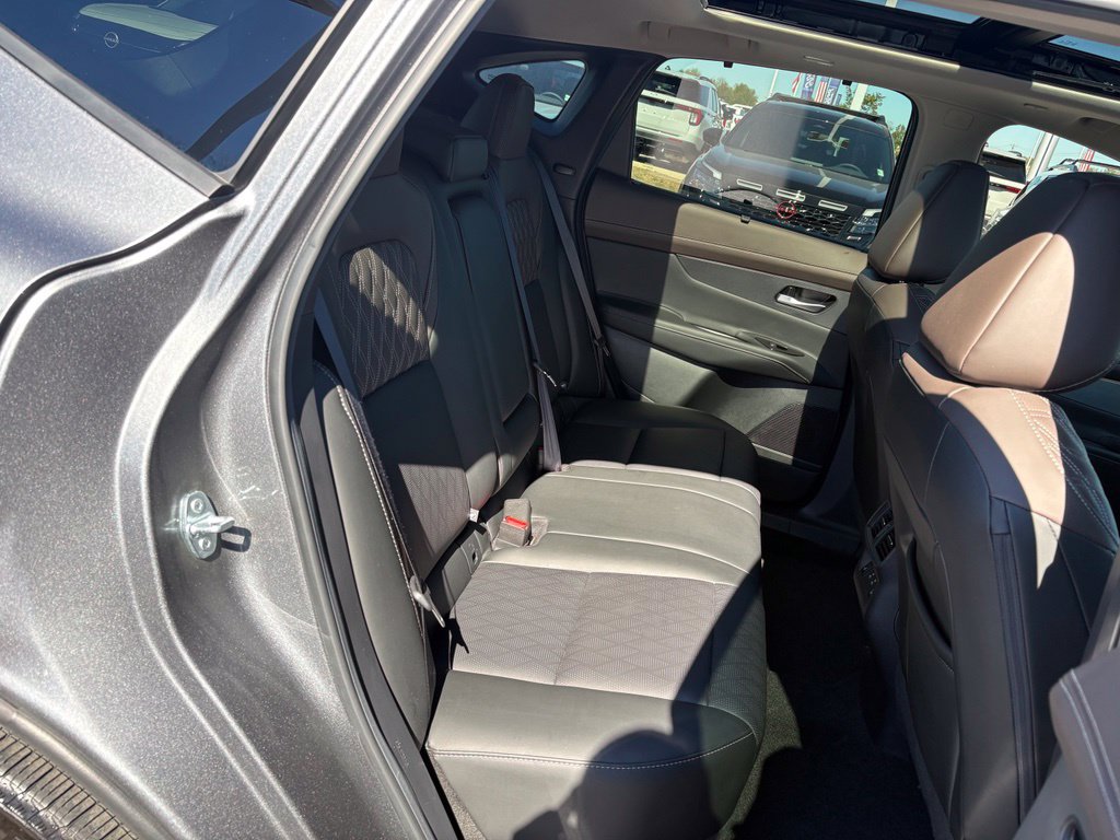 Used 2026 Nissan Murano Platinum w/ Cargo Package AWD/4WD image 17