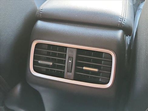 Used 2016 Honda CR-V Touring image 26