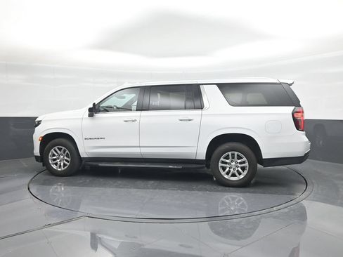 Used 2023 Chevrolet Suburban LS RWD image 27