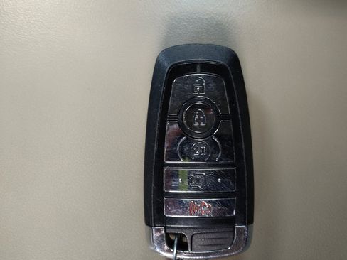 Used 2020 Lincoln Aviator Reserve w/ Equipment Group 202A AWD/4WD image 32
