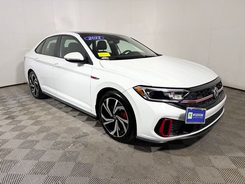 Used 2022 Volkswagen Jetta GLI Autobahn FWD image 9