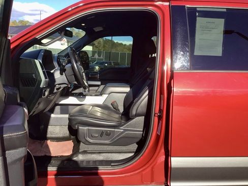 Used 2022 Ford F250 Lariat w/ Chrome Package image 14