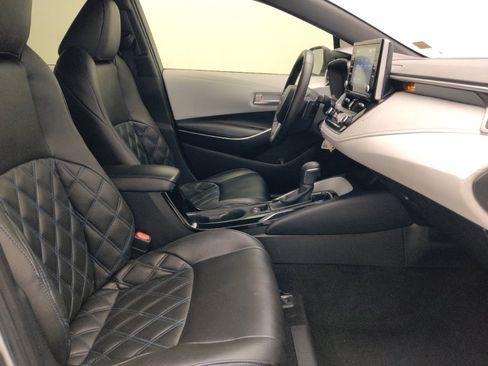 Used 2020 Toyota Corolla SE FWD image 21