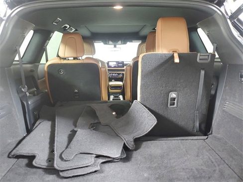 Used 2023 INFINITI QX60 Autograph image 7