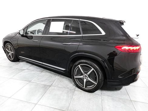 Used 2023 Mercedes-Benz EQS 580 4MATIC SUV image 5