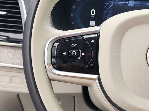 Used 2025 Volvo XC90 T8 Ultra w/ Protection Package Premier image 26