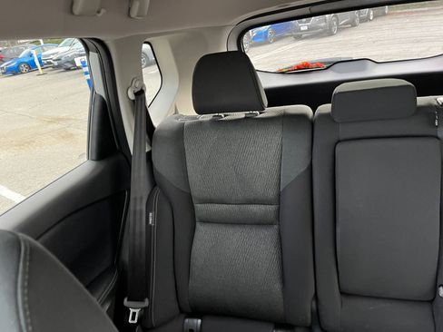 Used 2025 Nissan Rogue SV FWD image 41