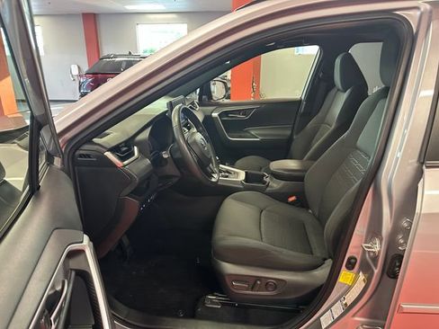 Certified 2022 Toyota RAV4 SE w/ Convenience Package AWD/4WD image 10