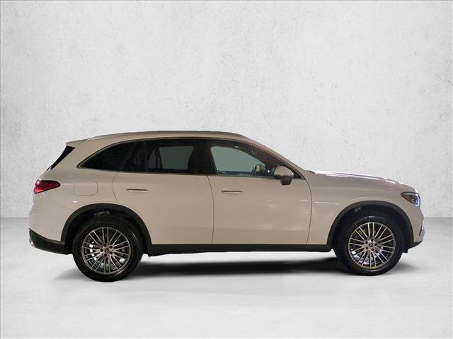 Certified 2026 Mercedes-Benz GLC 300 image 4