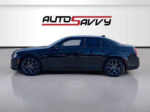 Used 2021 Chrysler 300 S RWD image 4