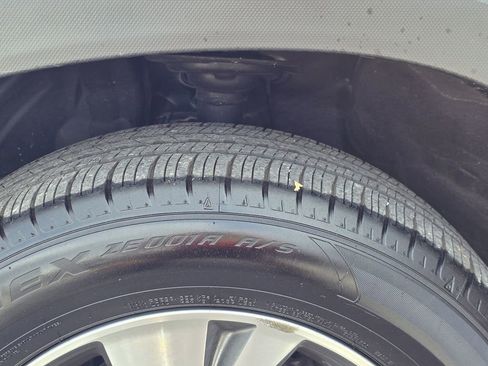 Certified 2024 Subaru Ascent Premium w/ Convenience Package image 31