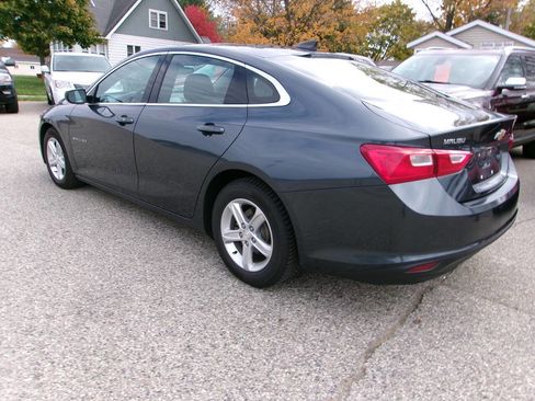 Used 2019 Chevrolet Malibu LS w/ LPO, Convenience Package 1 image 4