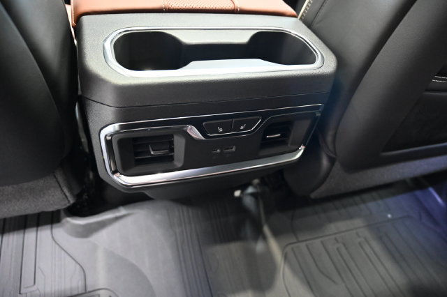New 2026 GMC Sierra 2500 Denali Ultimate w/ Max Trailering Package AWD/4WD image 38
