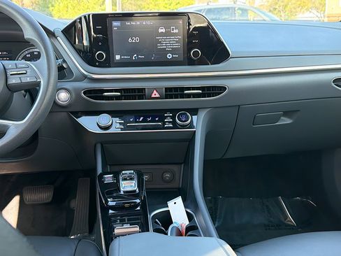 Used 2020 Hyundai Sonata SEL image 18