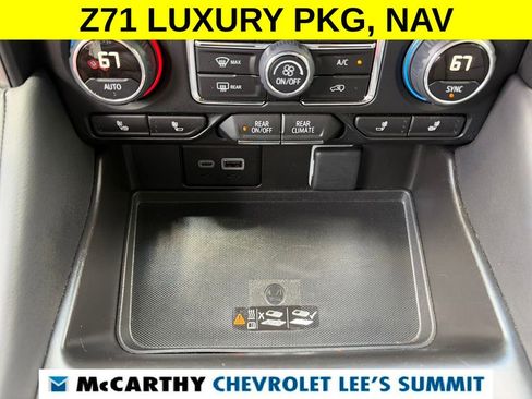 Used 2024 Chevrolet Tahoe Z71 w/ Luxury Package AWD/4WD image 9