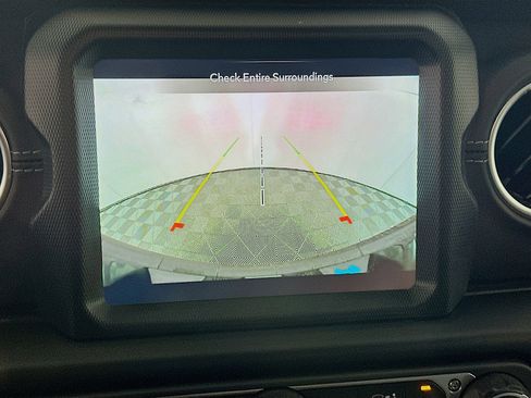 Used 2023 Jeep Wrangler Sahara w/ Cold Weather Group image 23