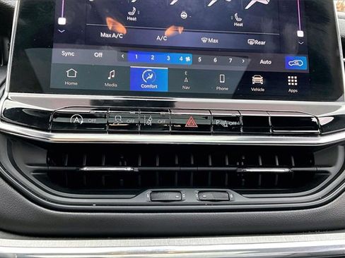 Used 2022 Jeep Compass High Altitude image 23