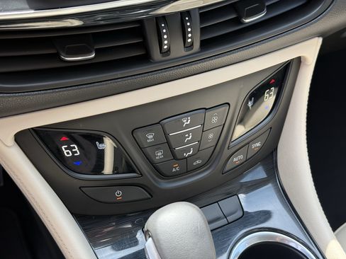 Used 2018 Buick Envision Preferred FWD image 22