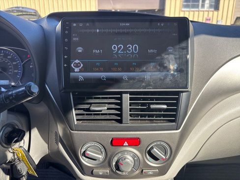 Used 2010 Subaru Forester 2.5X Premium image 14