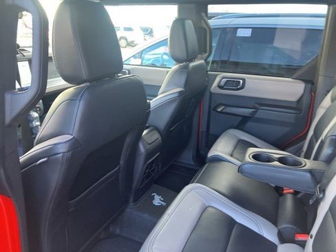 Used 2024 Ford Bronco Wildtrak image 23